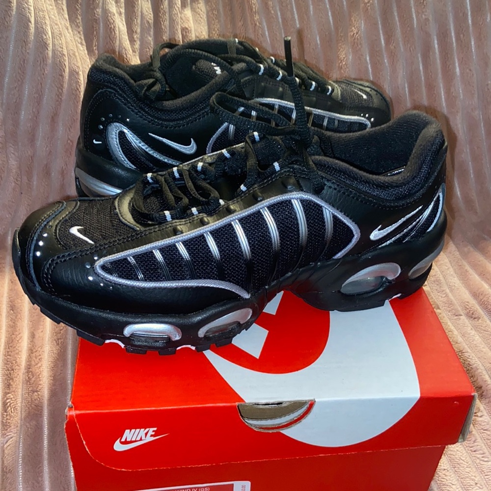 Brand new  Air Max TailWinds Size 5Y